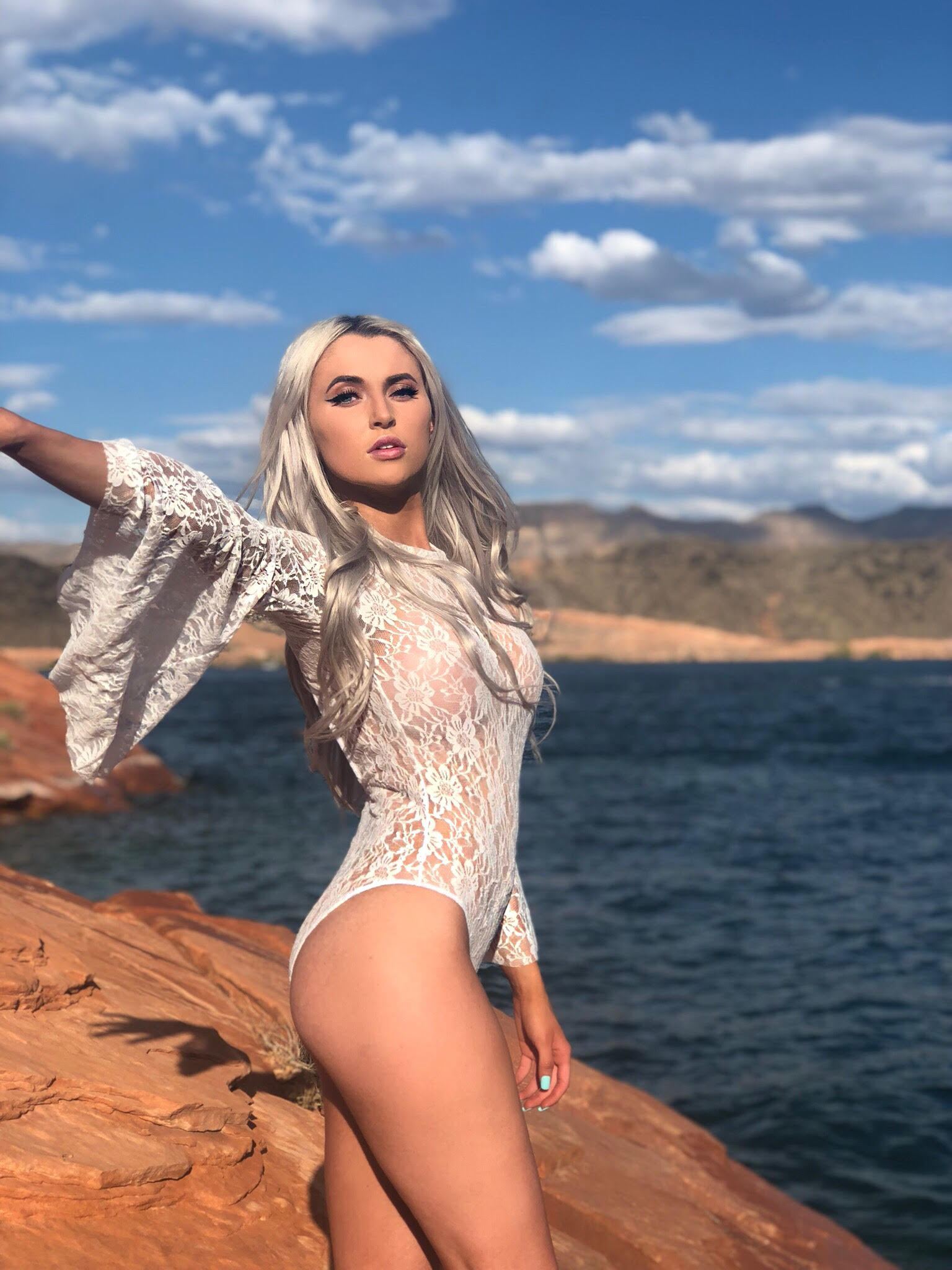 White Daisy Lace Bodysuit