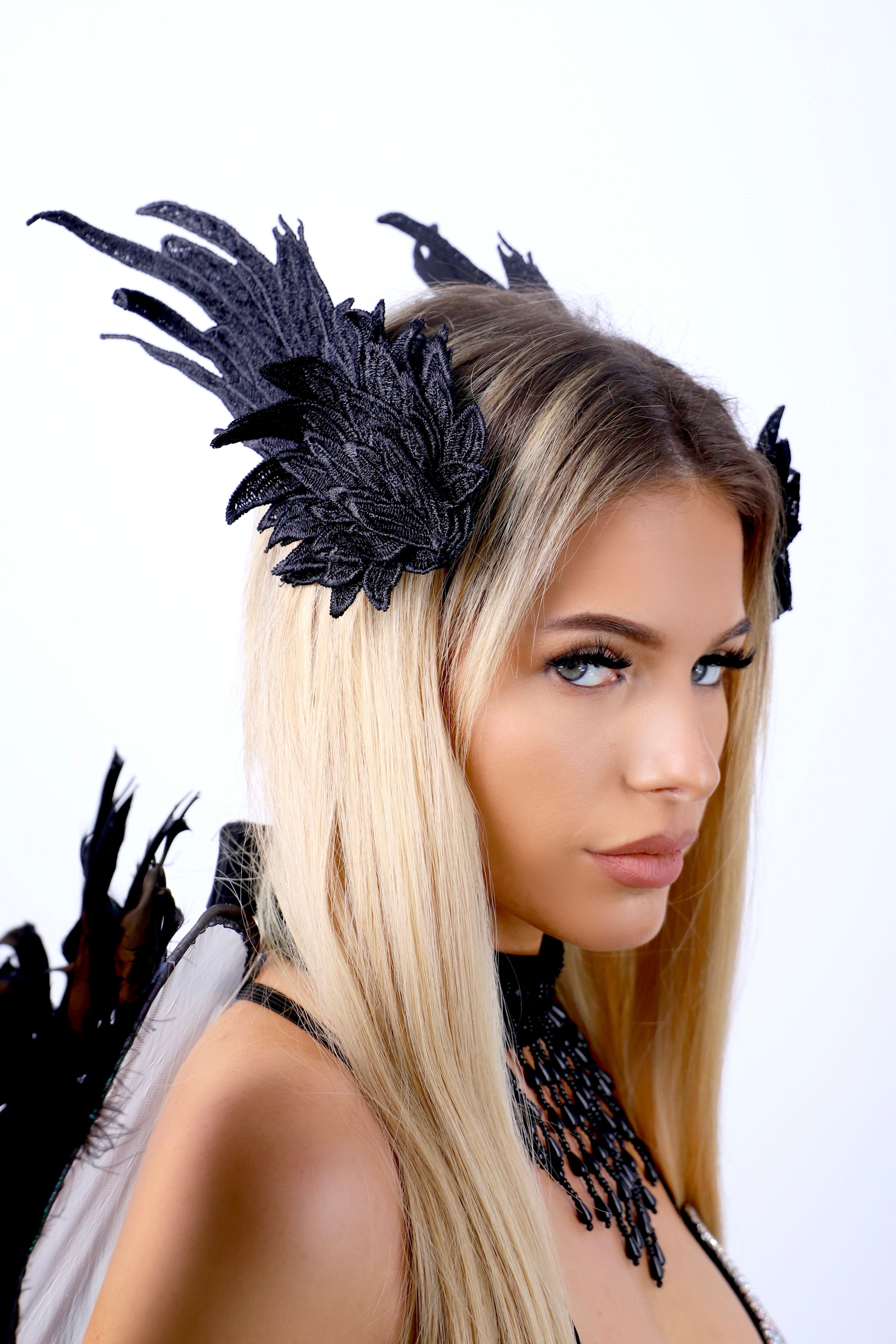 Black Swan Hair Clip