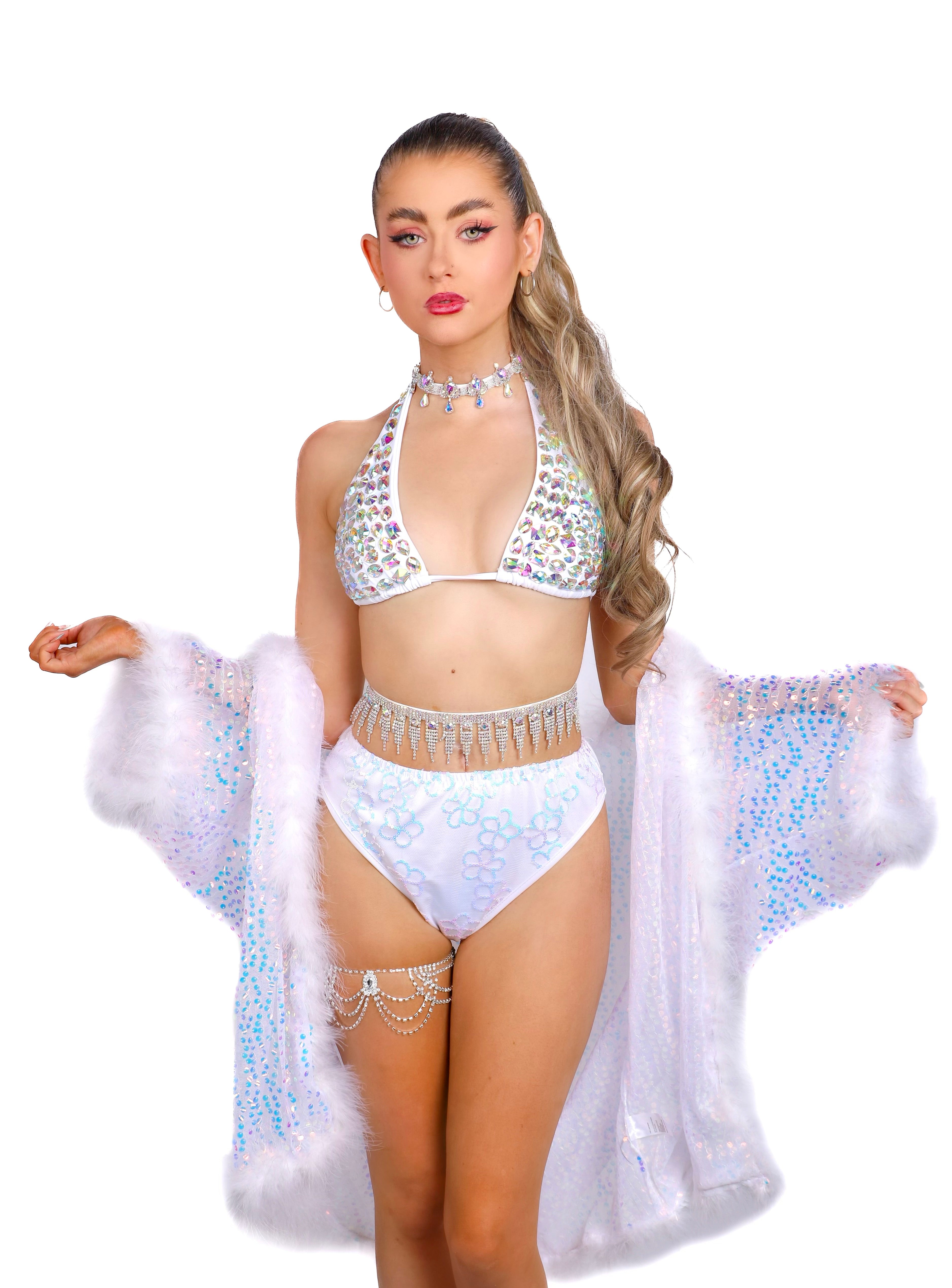 FULL OUTFIT- White Iridescent Diva (6 pcs)